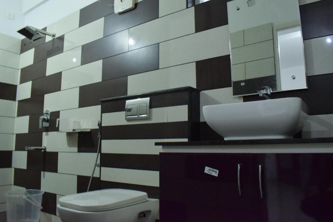 Raveendra Inn กัลปัตตา ภายนอก รูปภาพ