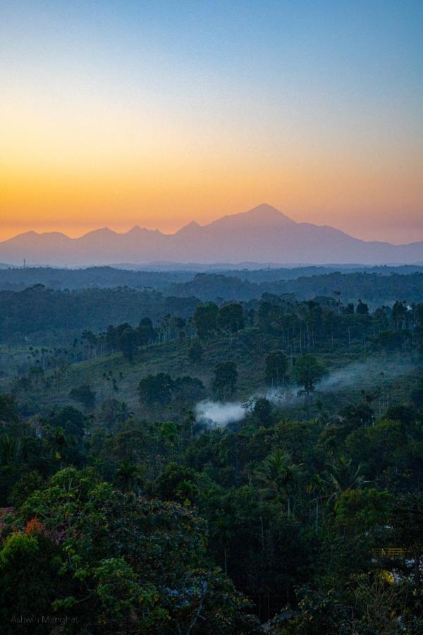 Raveendra Inn กัลปัตตา ภายนอก รูปภาพ