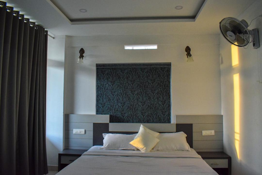 Raveendra Inn กัลปัตตา ภายนอก รูปภาพ