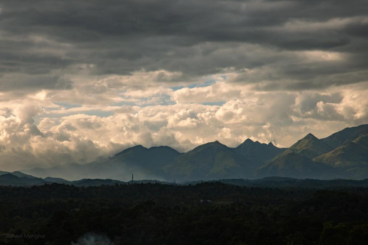 Raveendra Inn กัลปัตตา ภายนอก รูปภาพ